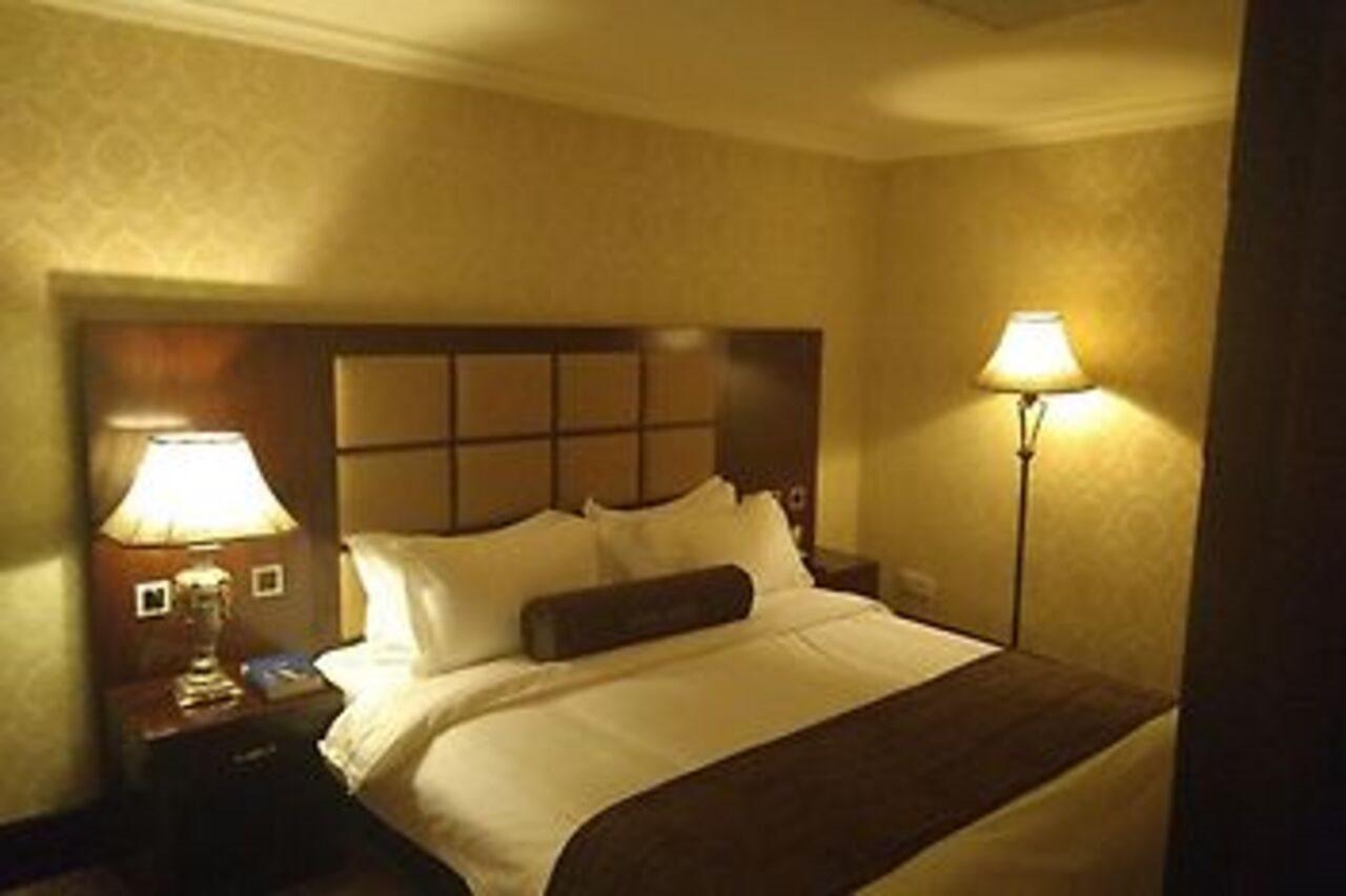 James Joyce Coffetel Tianjin First Hotel Branch Экстерьер фото